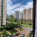 Ap Vibrante, Colorido E Agitado